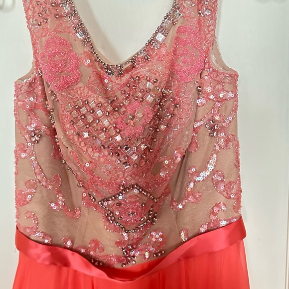 NWT sherri hill formal size 8 - Picture 3 of 4